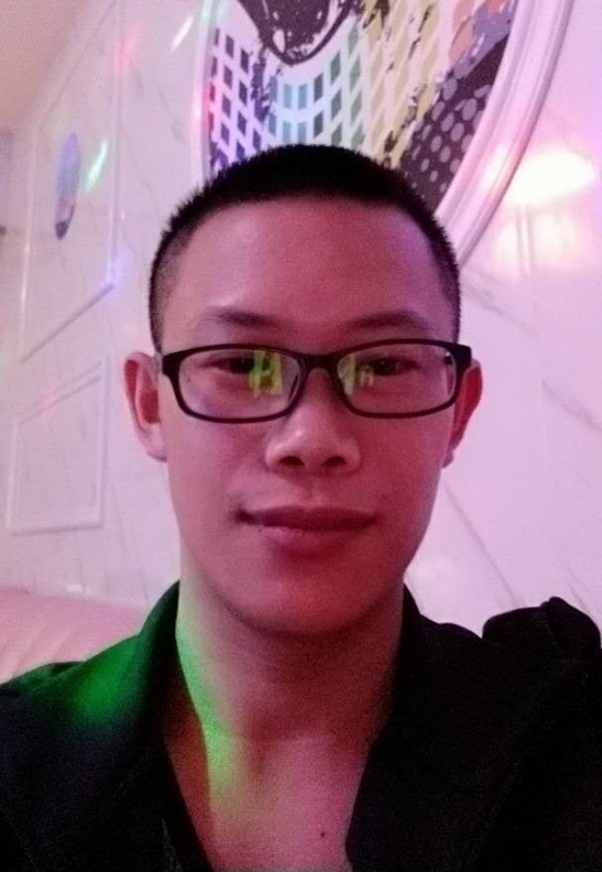 小海哥哥的第一张照片--东莞认干亲服务网