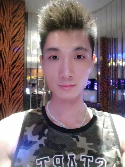 人生如戏的第一张照片--东莞认干亲服务网